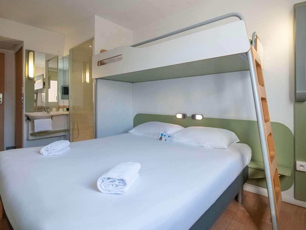 Ibis Budget Ajaccio Ajaccio  Pokoj fotografie