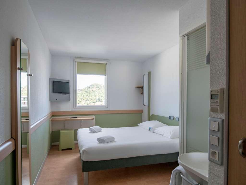 Ibis Budget Ajaccio Ajaccio  Pokoj fotografie