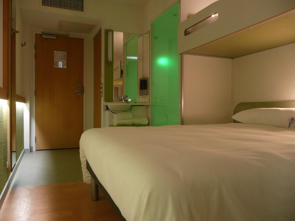 Ibis Budget Ajaccio Ajaccio  Pokoj fotografie